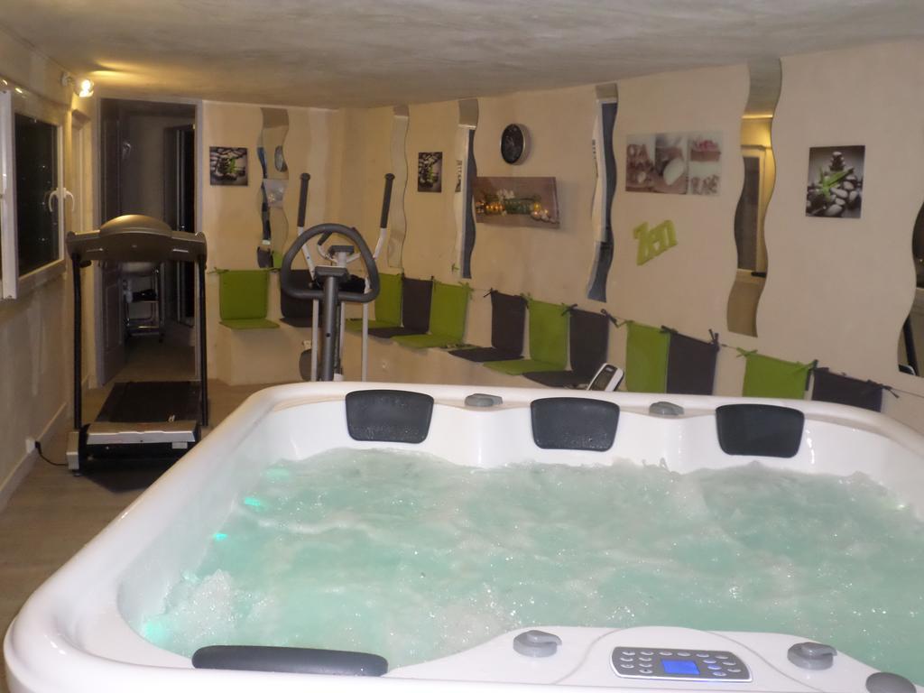 Appart'Hotel Les Tilleuls Saint-Macaire Zimmer foto